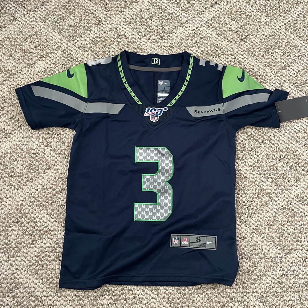 Kids Small Seattle Seahawks wilson #3 jersey